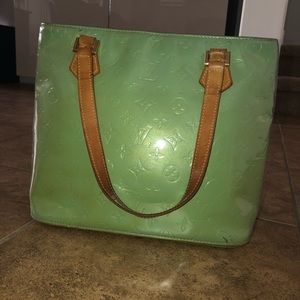 Authentic LOUIS VUITTON Houston vernis